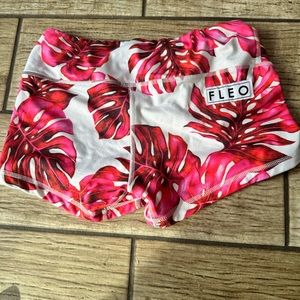 Fleo original 2.5 booty shorts